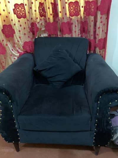 5 seater sofa set for sale almost new condition
