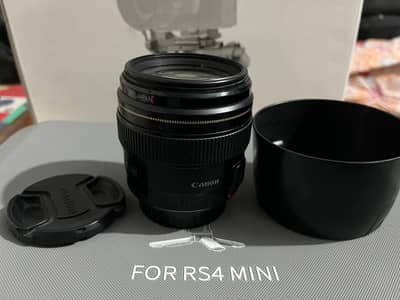 Canon 5d mark iv , canon 85mm, canon 50mm, canon 24-70mm
