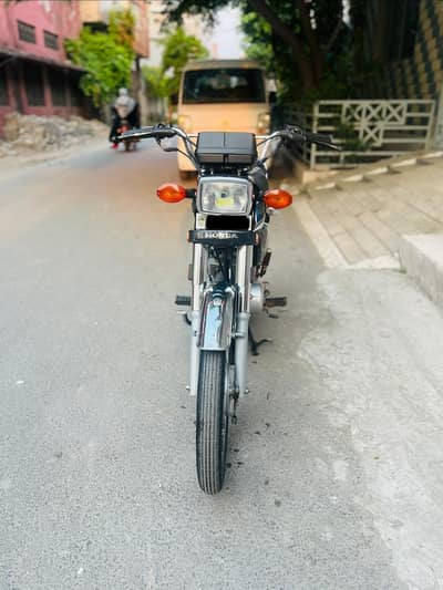 Honda 125 New condition