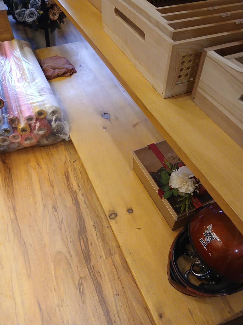 Solid wooden Fancy table 5