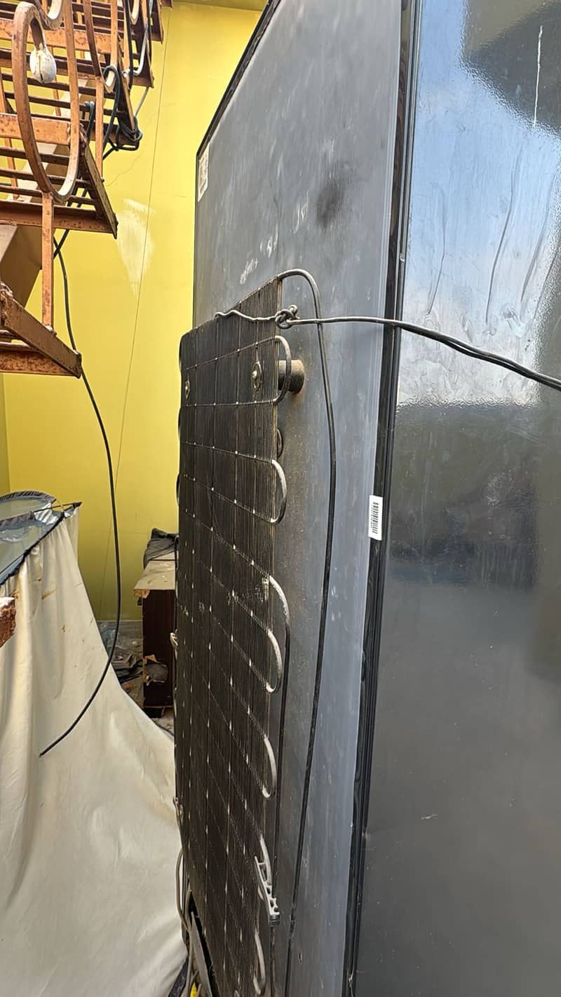 Dawlance Reflection Refrigerator Black Glass Door 2