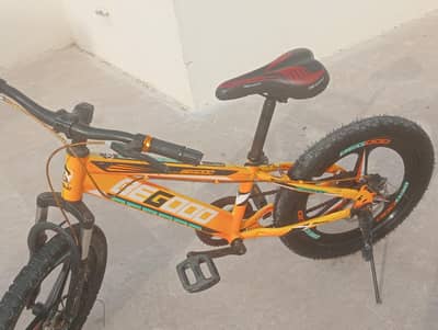 Be good bicycle slightly used in very good condition