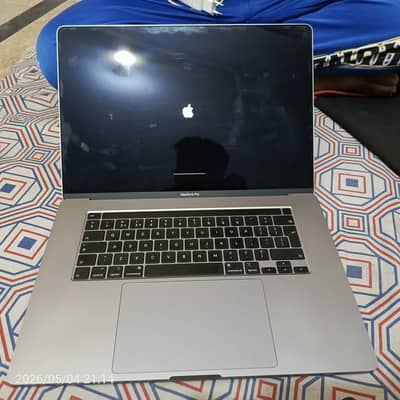 MacBook Pro 2019 Core i7 – Excellent Condition