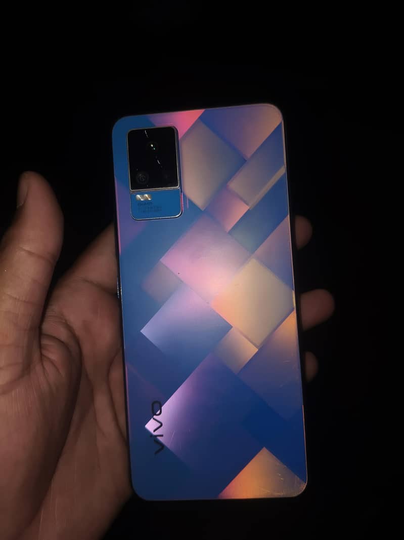 Vivo v21e 3