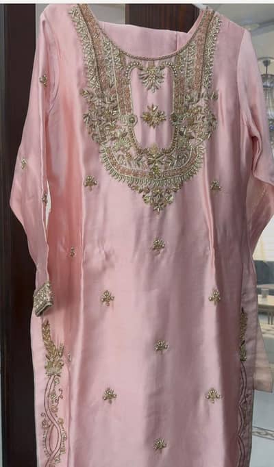 kamdani 3 pc suite for sale.