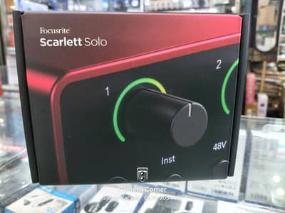 Focusrite 4th Genration Solo and 2i2 Sound Card Box pack