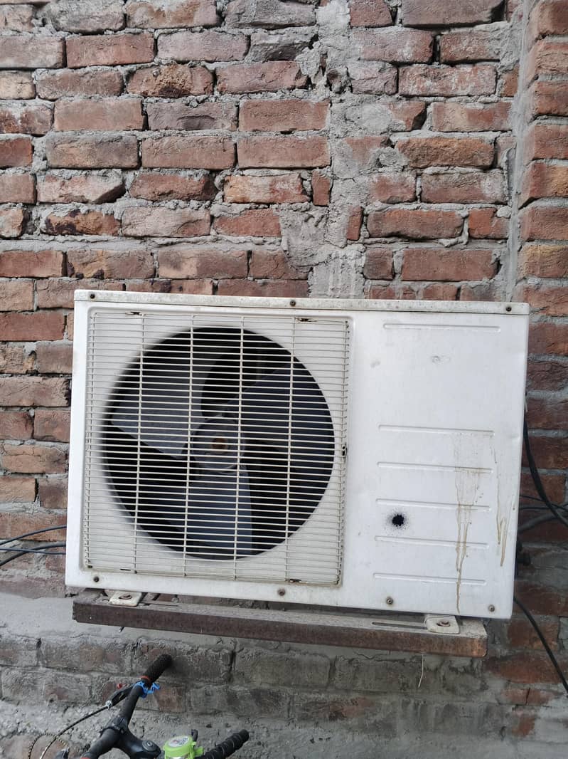Orient AC 4