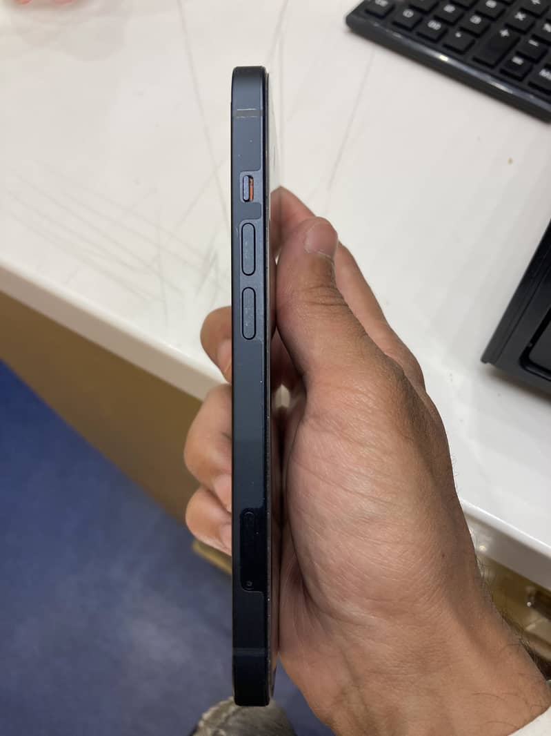 Iphone 13 2