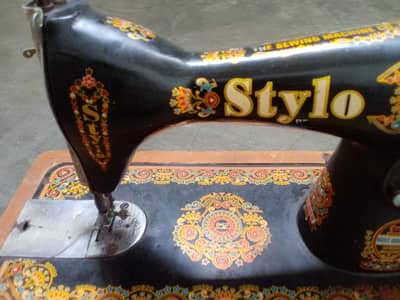 SELLING STYLO SEWING MACHINE FOR SALE IN NORMAL CONDITION