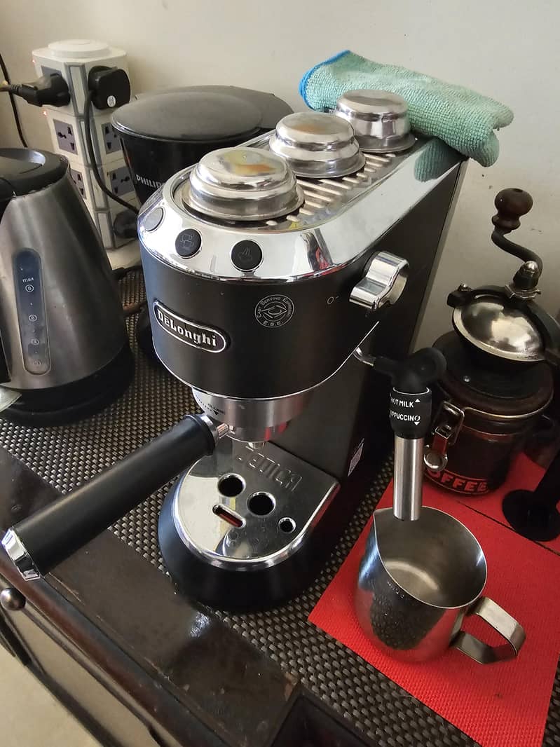 Delonghi espresso machine 0