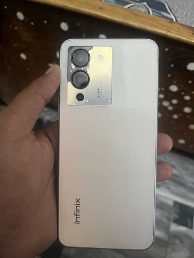 Infinix Not 12