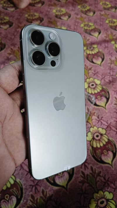 iPhone 15 pro max 256GB JV