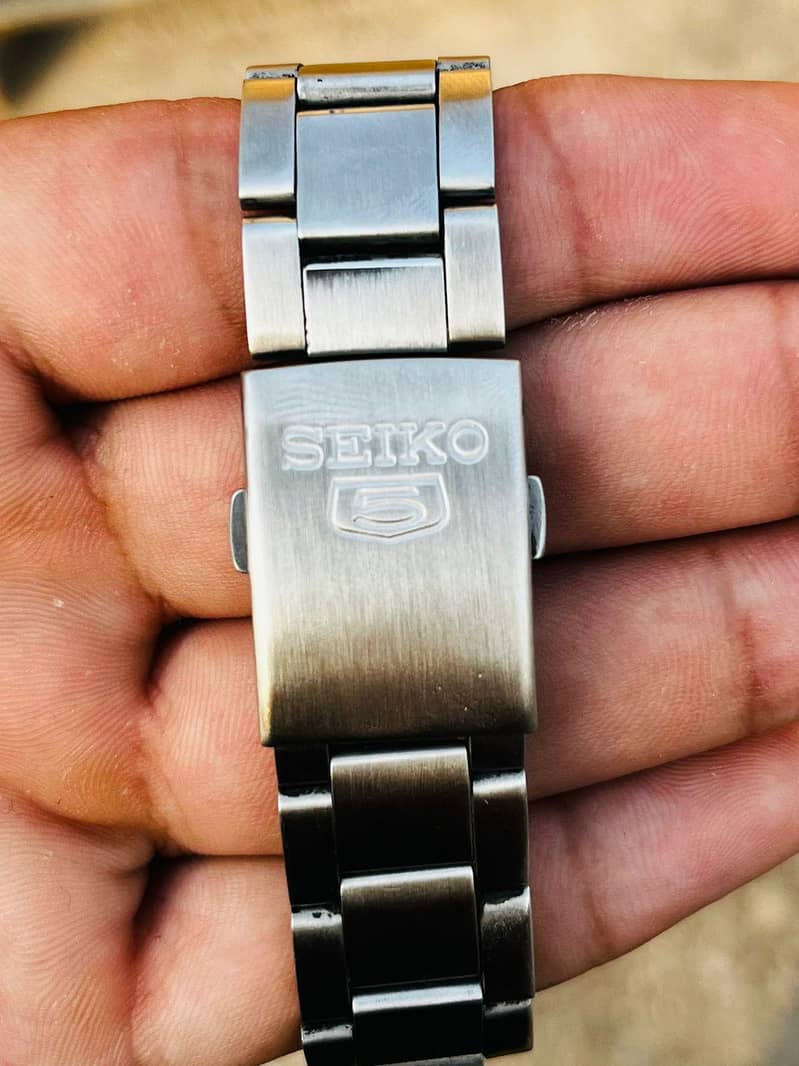 Seiko 5 automatic 4