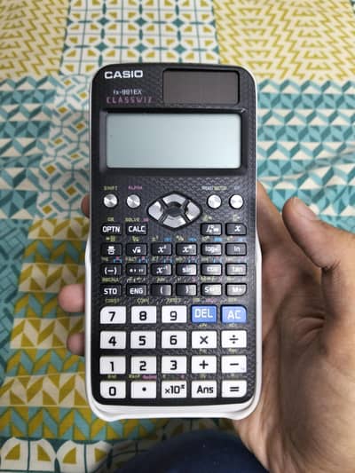Original Casio Calculator fx-991EX CLASSWIZ for sale (Urgent)