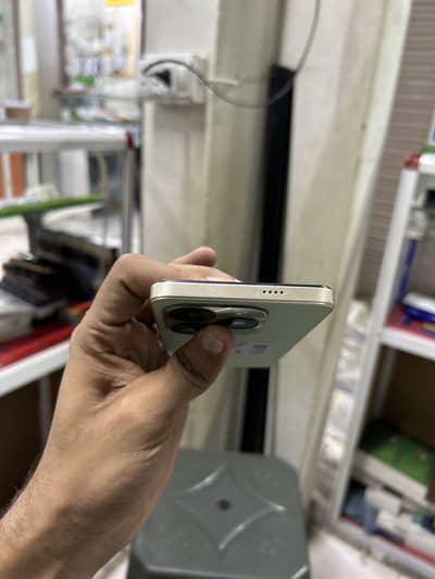 Tecno Spark 20c 4+4/128 GB With Complete Box