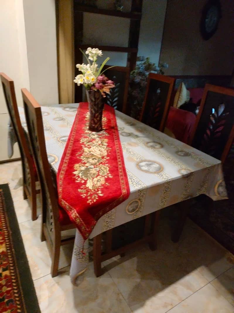 Dinning Table 5