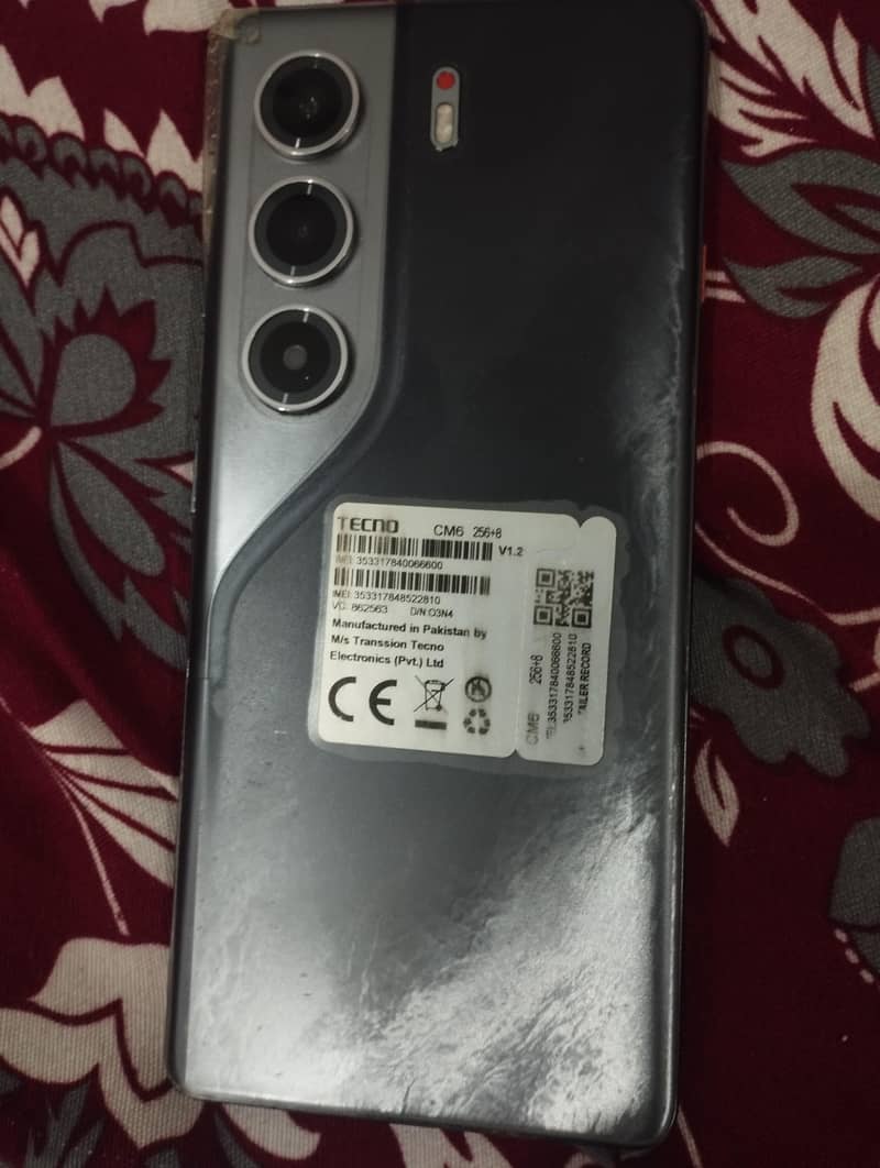 Techno Camon 40 Pro 0