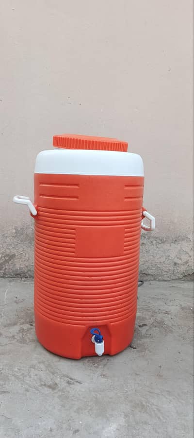 Clean 50 Litre Commercial Water Cooler (Like New)