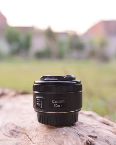 Canon Ef 50 mm 1.8 Stm lens