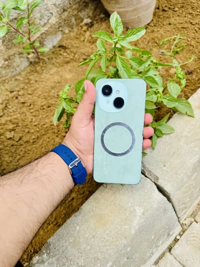 Tecno Spark Go 1