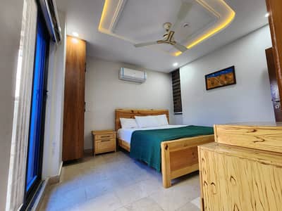 Luxury 1 BHK Apartment Available on Daily and Weekly Basis