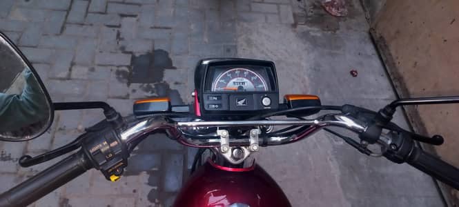 Honda CD 70 | 8500km Genuine | First Owner | Lahore