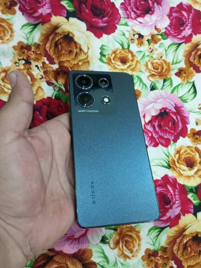 INFINIX FOR SALE . 8+8/256 GB