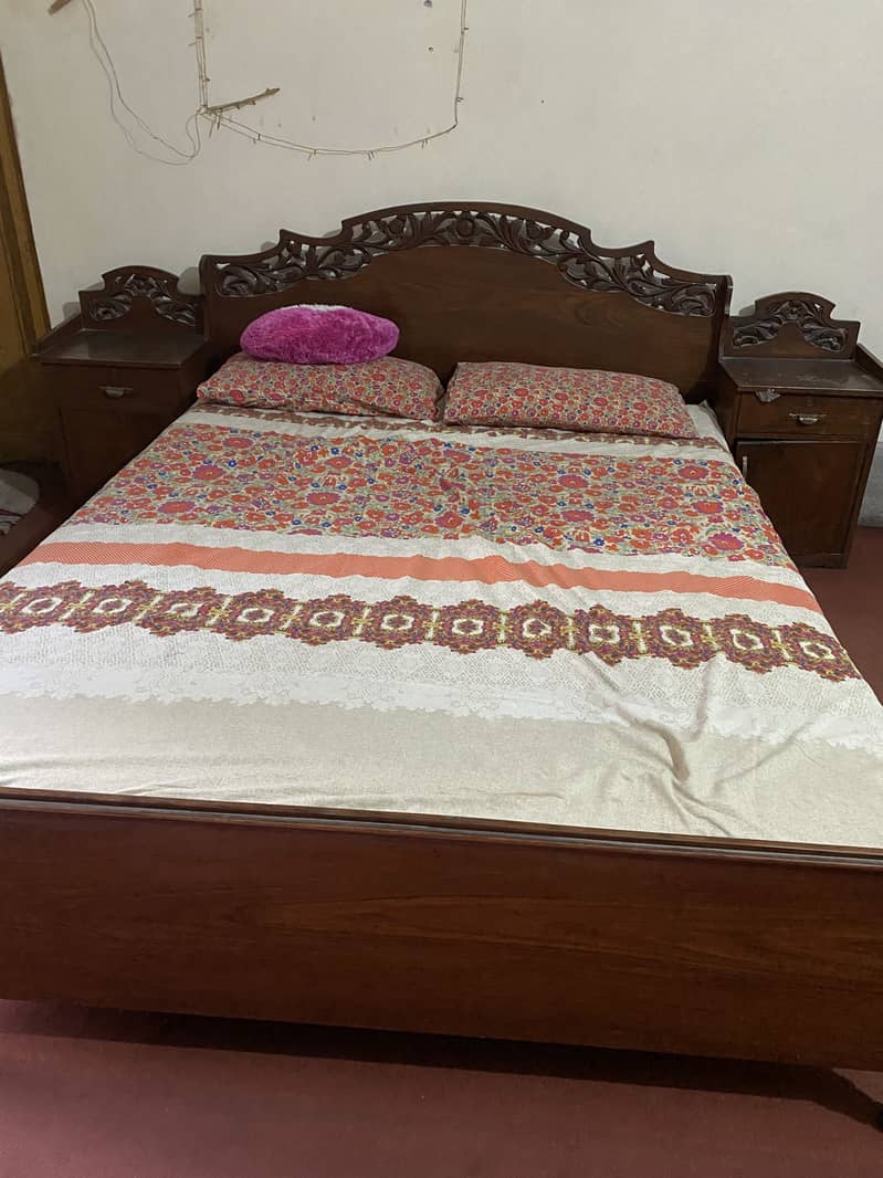 Old bed 1