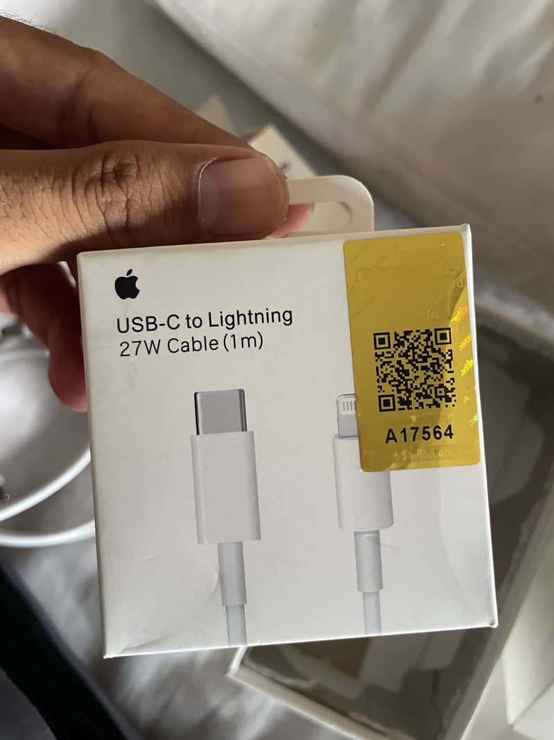 iPhone 12 11