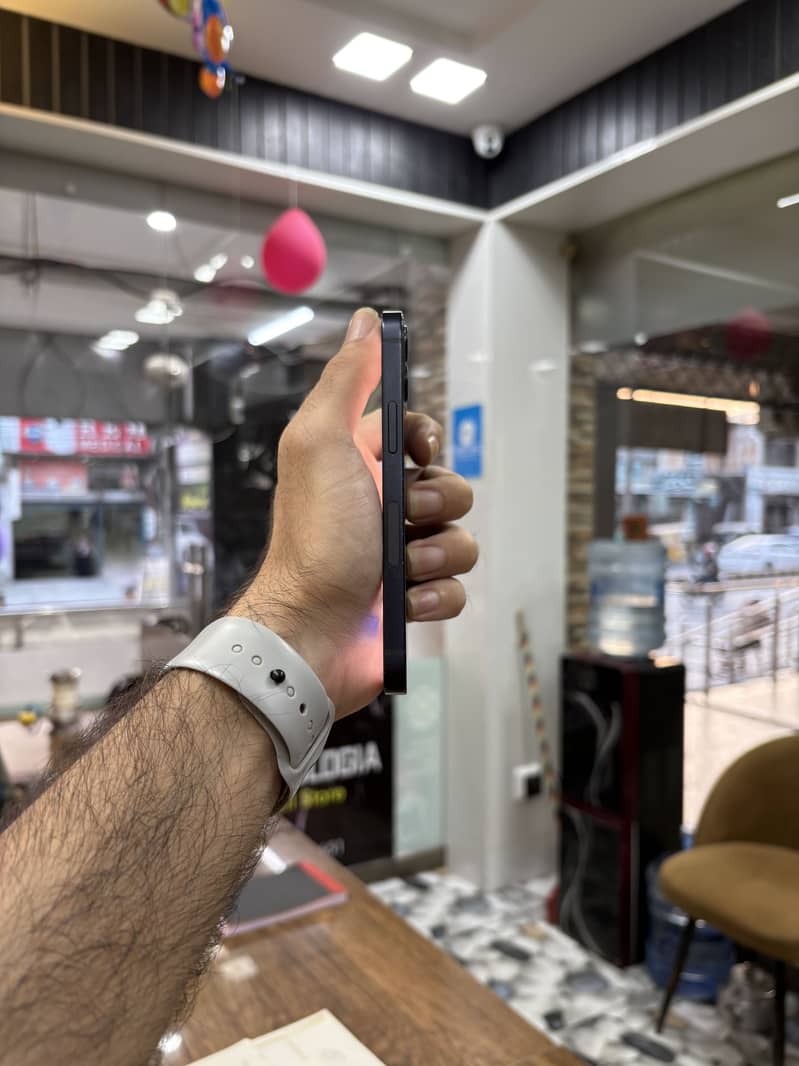 iPhone 12 mini 7
