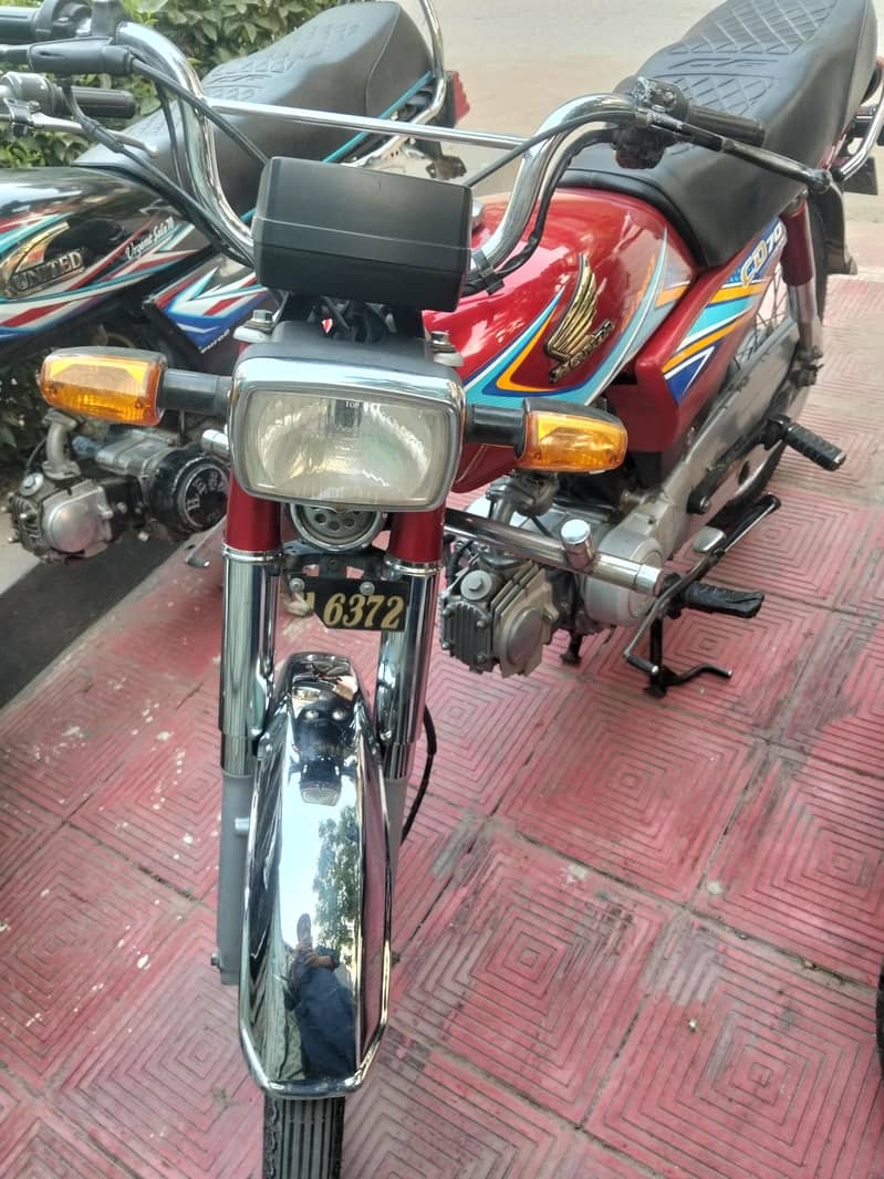 CD 70  2019 Model 0
