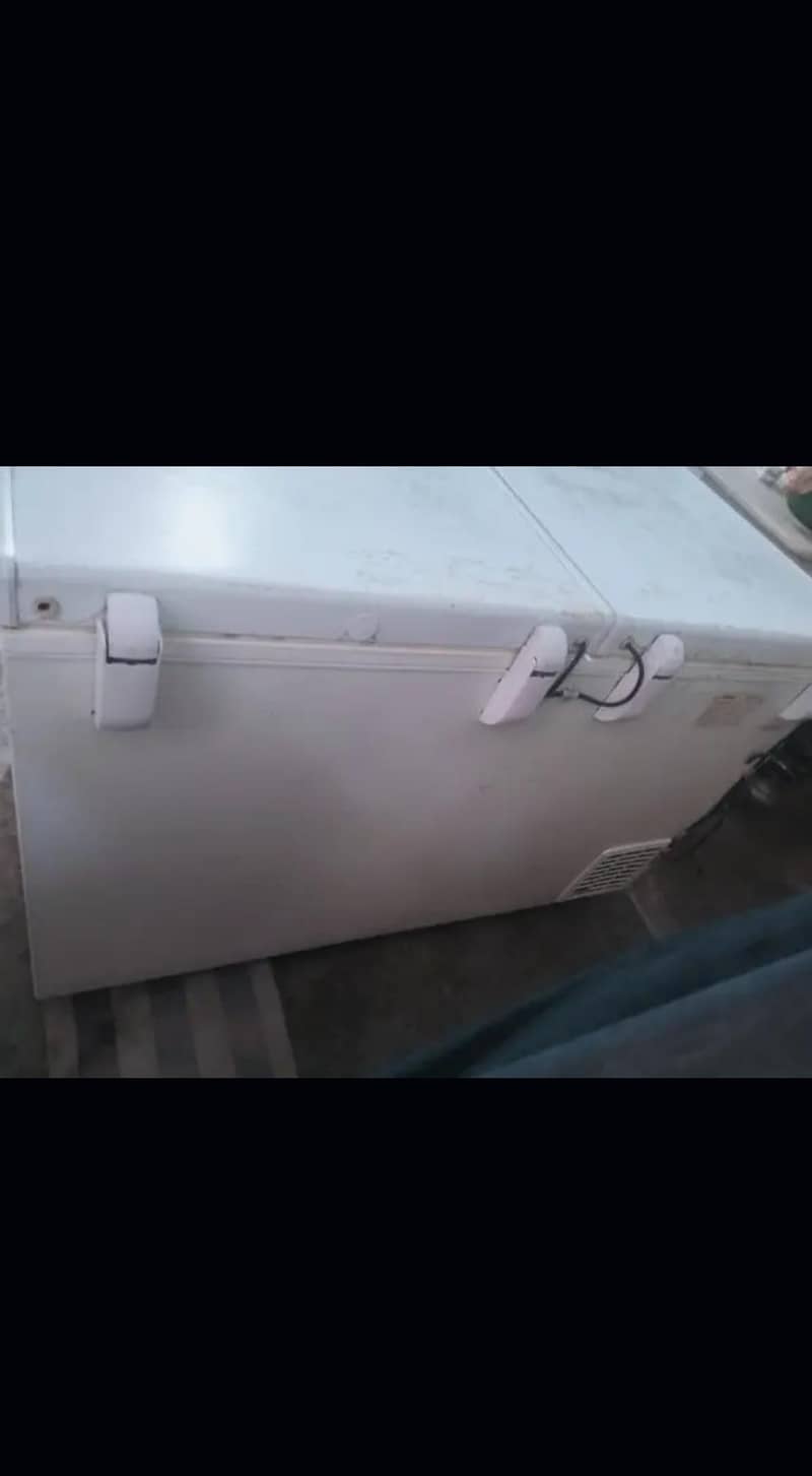 D freezer 2