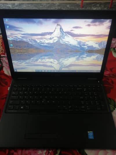 Dell i5 5th generation laptop 8gb ram 256GB SSD