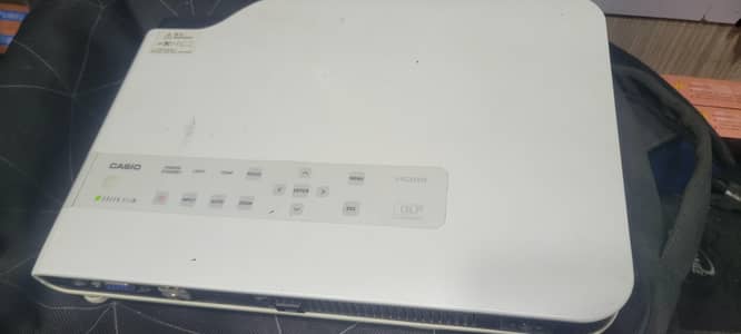 CASIO PROJECTOR  XJ A141