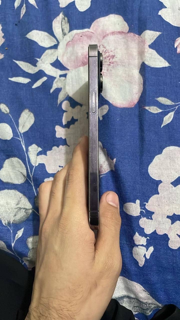 Iphone 14 pro max 5
