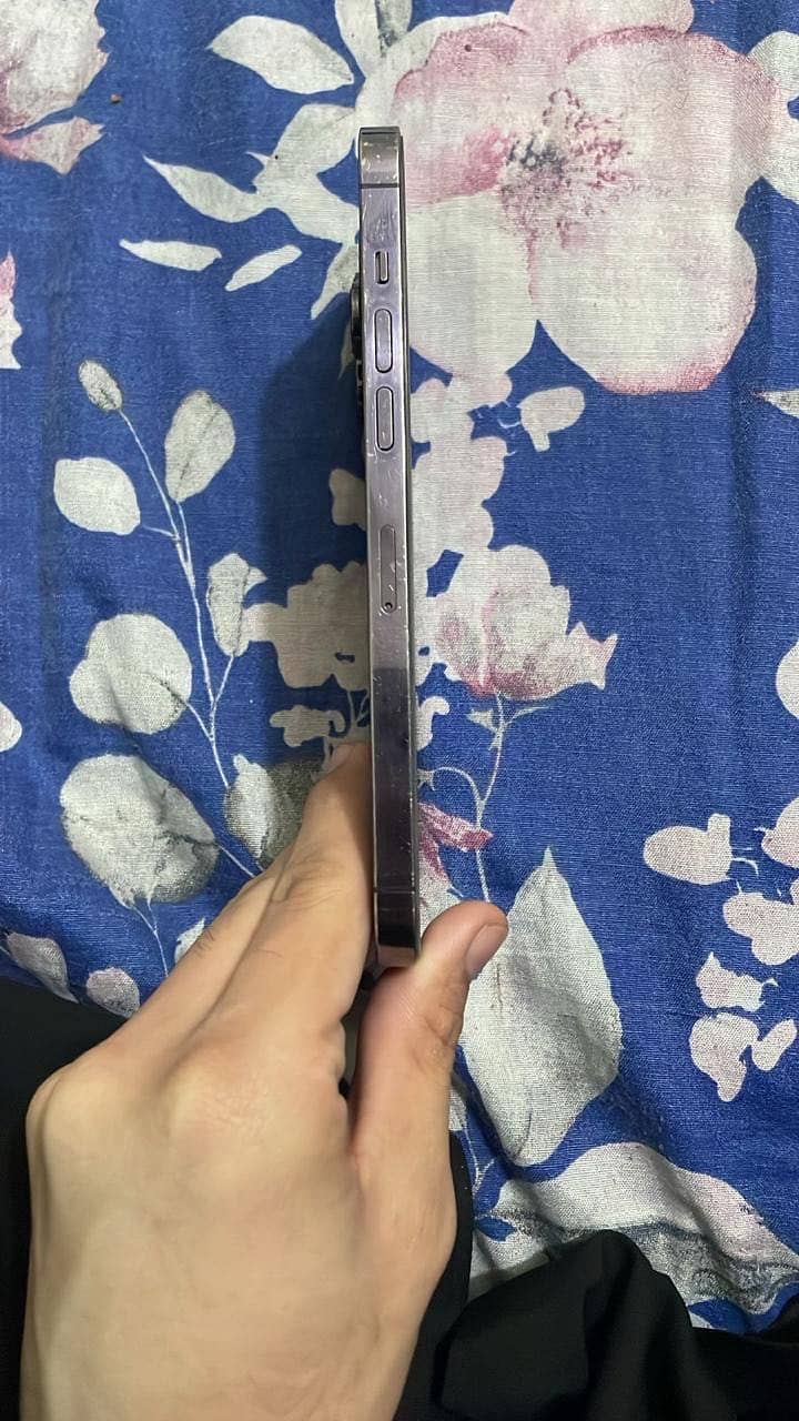 Iphone 14 pro max 6