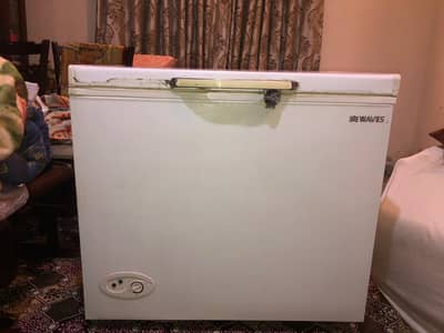 Waves Deep Freezer