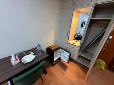 one bed room for family only.
