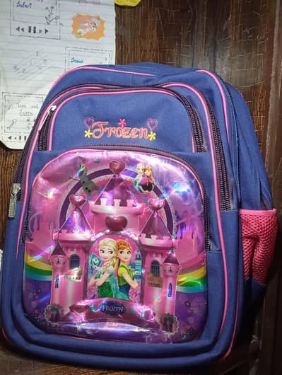 SCHOOL BAGS FOR CHILDREN  