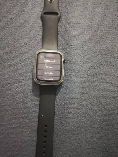 Iphone 2nd generation SE 44mm Watch