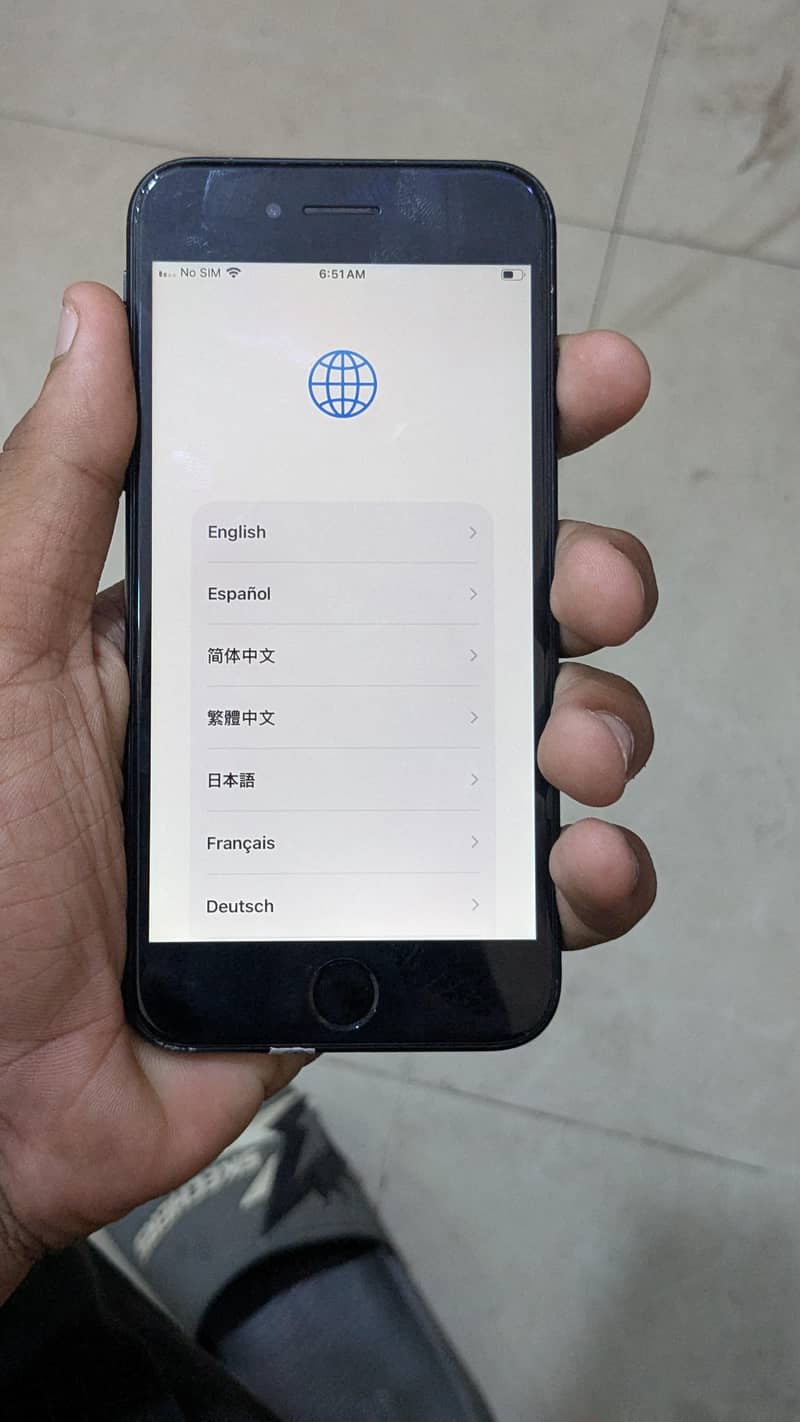 IPHONE SE 2020 4