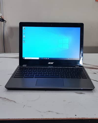 Acer chrome book C740