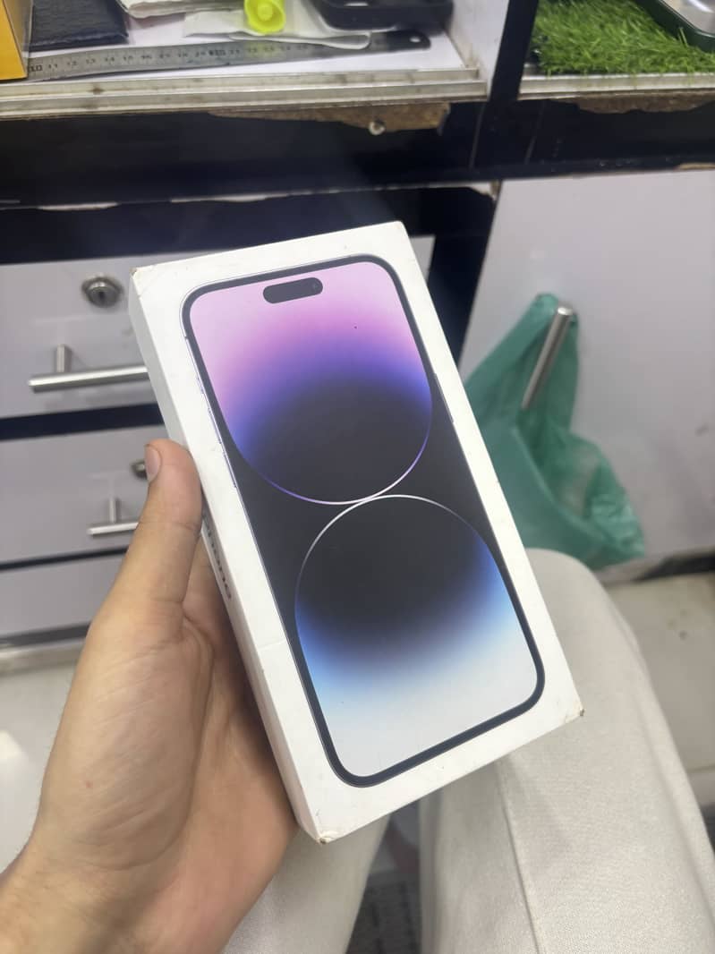 Iphone 14pro max 2