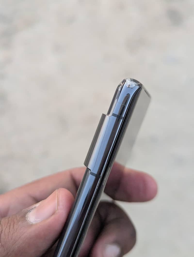 Google Pixel 7 Pro 6