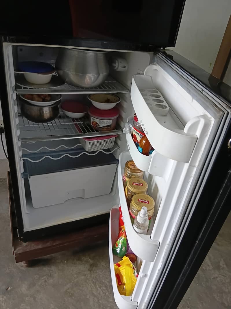 Orient refrigator 12 Cft 5