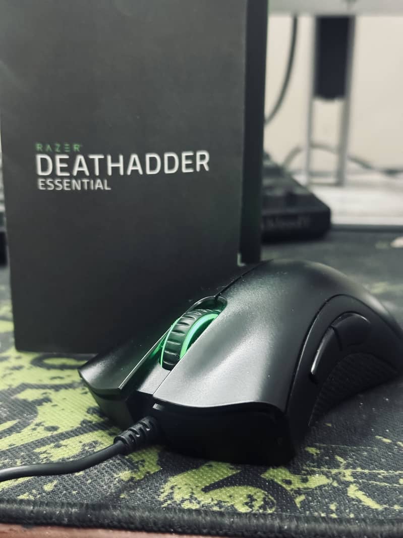 Razer Deathadder Essential 1