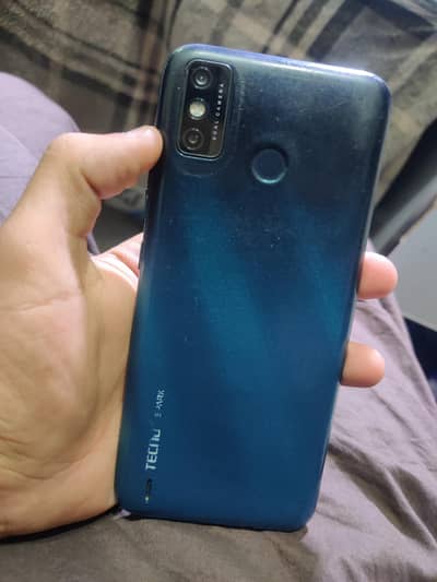 tecno spark 6 go 4 64gb what's 03127252459