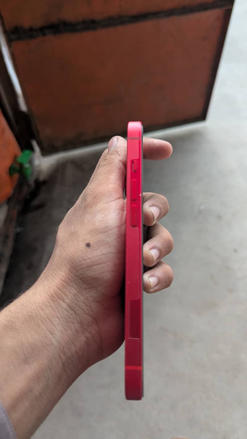 iPhone 14 8