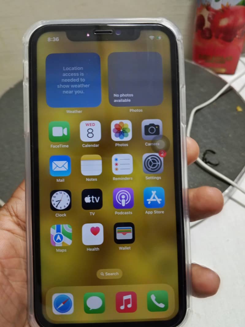 Apple iPhone 11 0