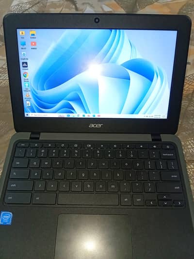 Acer chrome book excellent condition